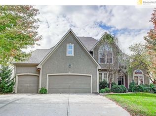 14324 Grandview St, Overland Park, KS 66221