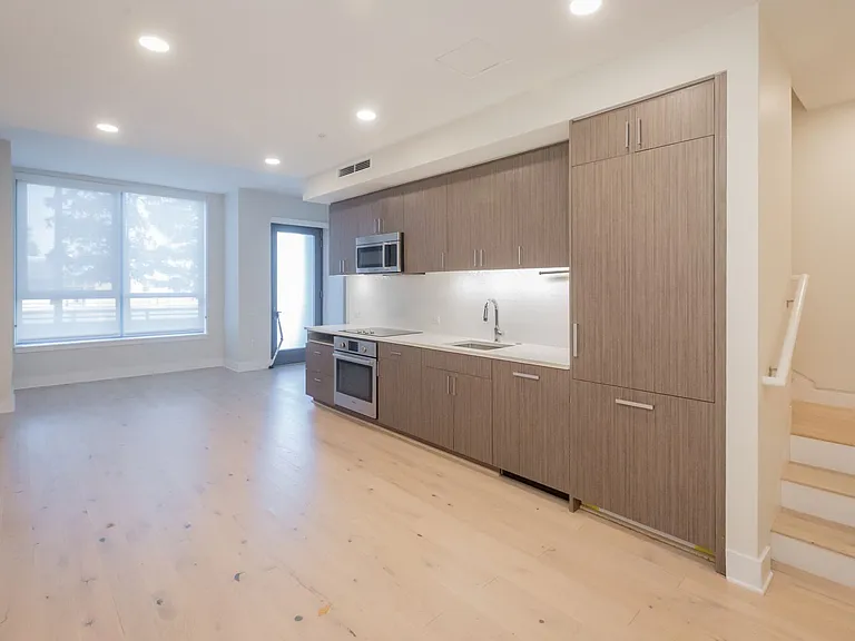 1211 Van St SE #Townhouse 1C — Photo 10