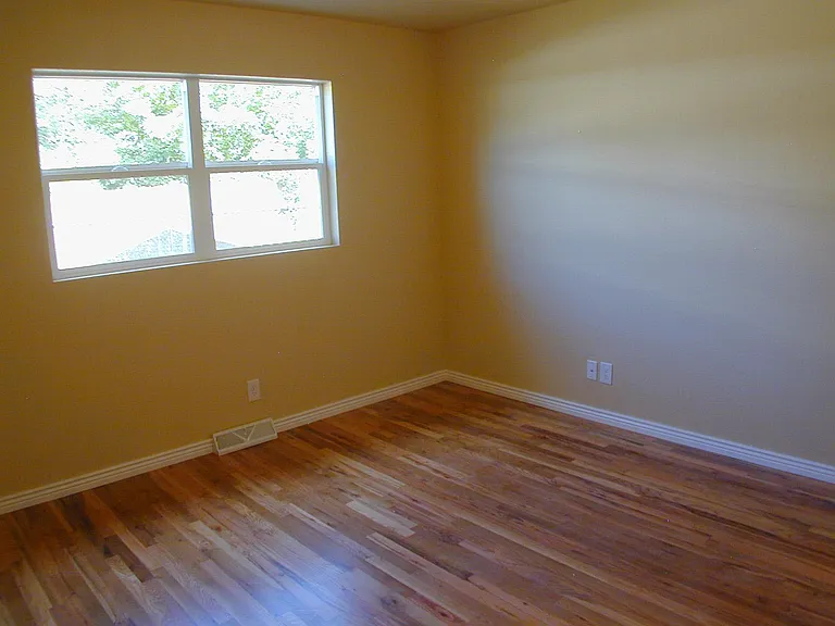 113 Columbia Rd — Photo 16