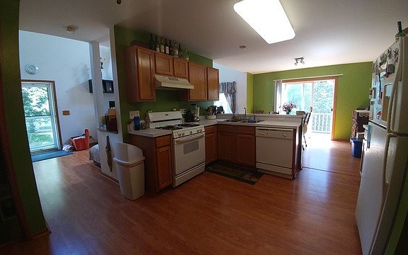 4th image of 2031 Orchard Ln #2031