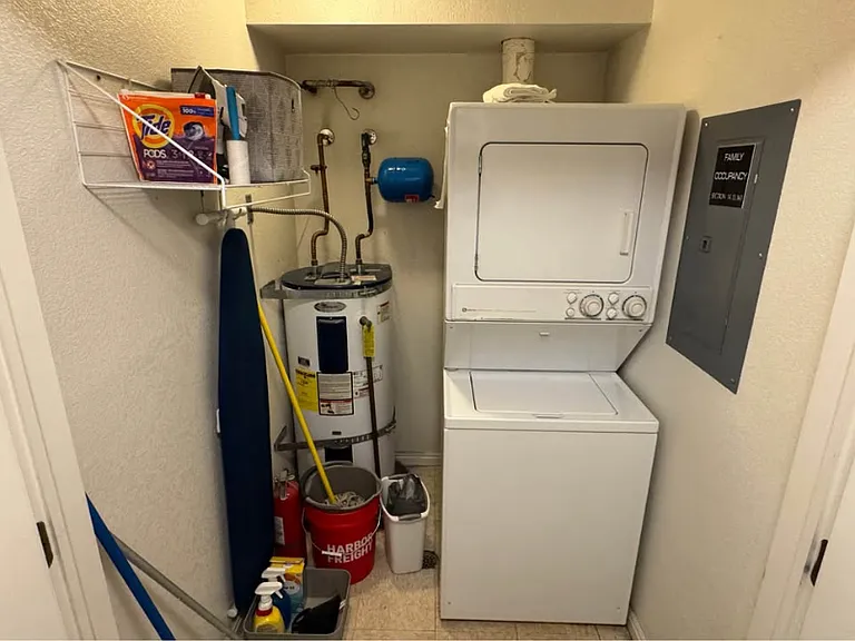 108 W Cougar Blvd #220 — Photo 11
