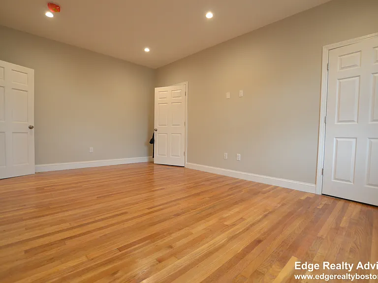 58 Foster St #2 — Photo 10