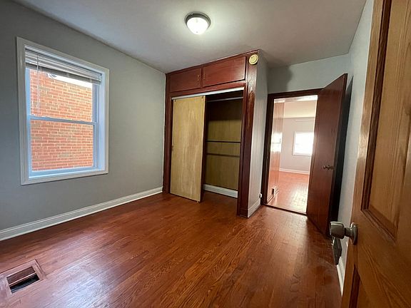 4th image of 5838 N Mulligan Ave Floor 1