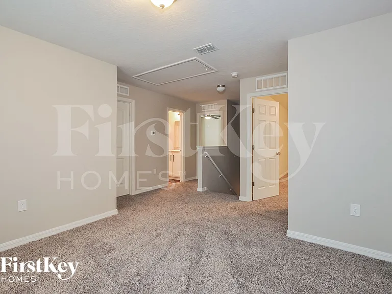 111 Pine Circle Dr — Photo 6