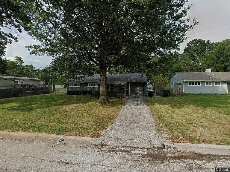 1st image of 7206 E 108th Ter
