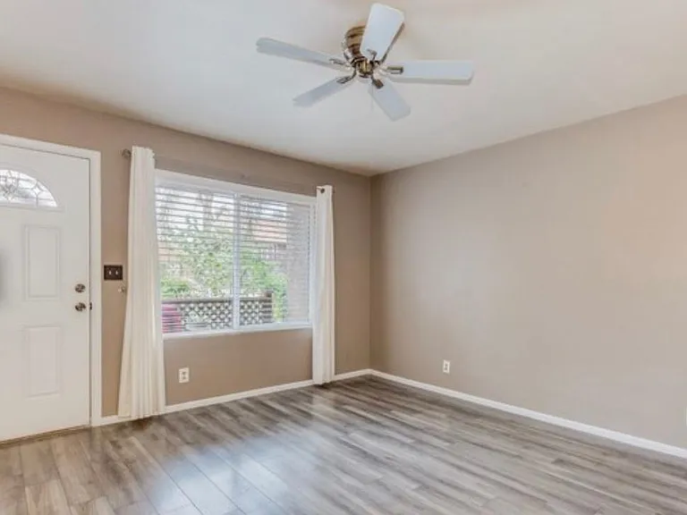 14202 N 19th Ave #1039 — Photo 1