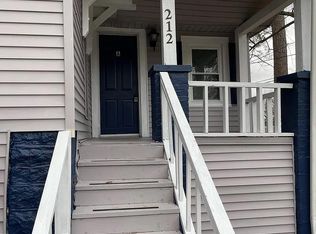 212 6th Ave #A, Columbia, TN 38401