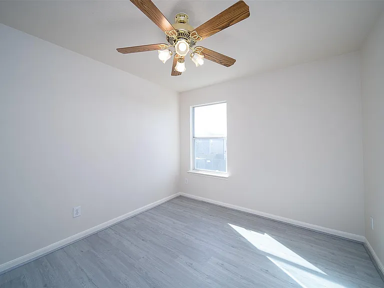 12934 Kingston Point Ln — Photo 22