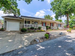 26 Lake Grove Clb, Decatur, IL 62521