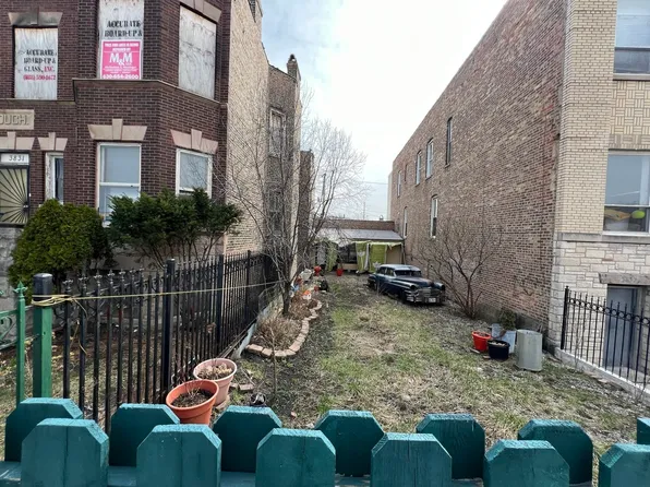 3835 S Archer Ave, Chicago, IL 60632