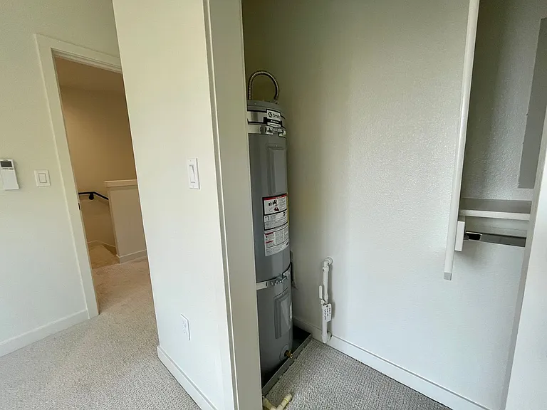 601 SE Spokane St #201 — Photo 30