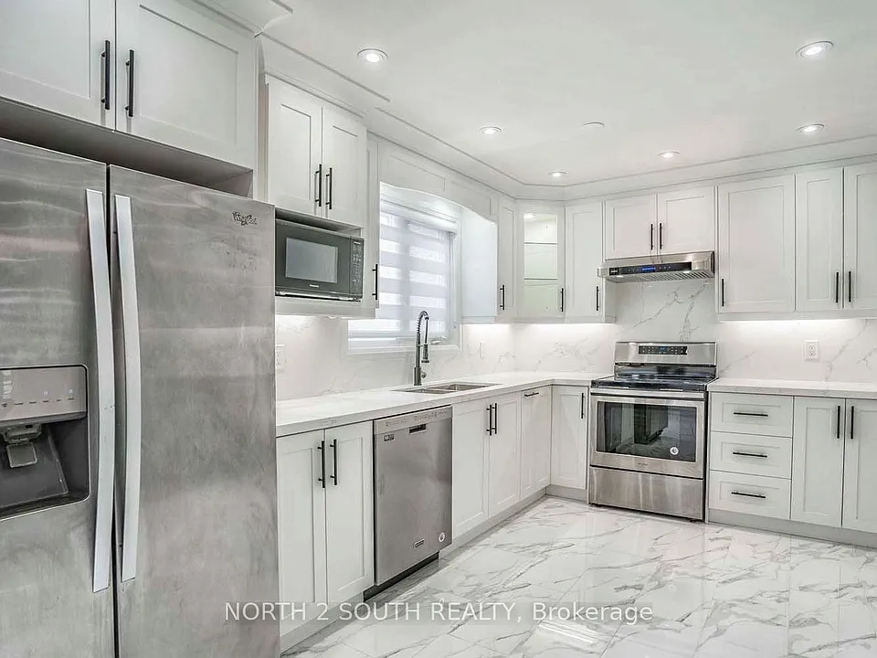 37 Loire Ct #UPPER