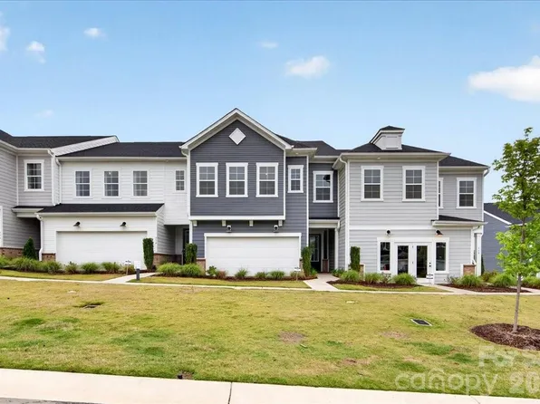 512 Webster Ln, Cramterton, NC 28032