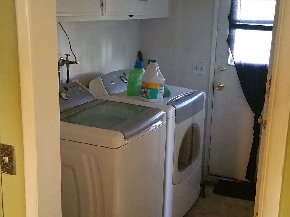 2nd image of 4335018th St West