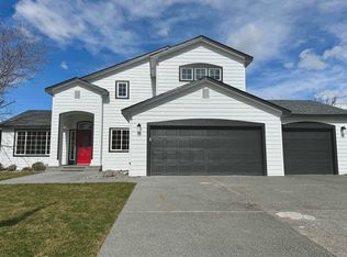 8938 W Quinault Ave, Kennewick, WA 99336