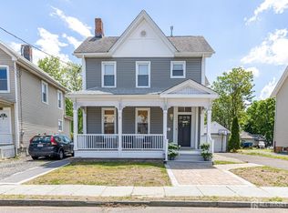 94 2nd St, Keyport, NJ 07735