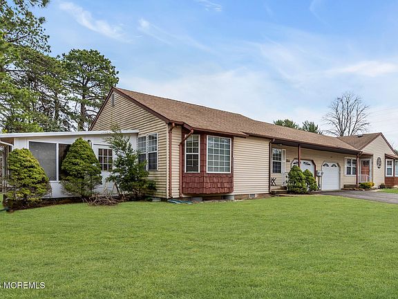 2nd image of 15A Alpine Road #63