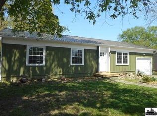 2 Williamsburg Dr, Barboursville, WV 25504
