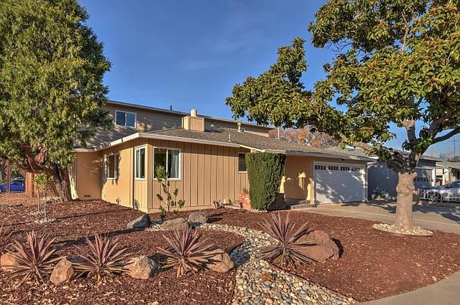1st image of 2799 Rebeiro Ave