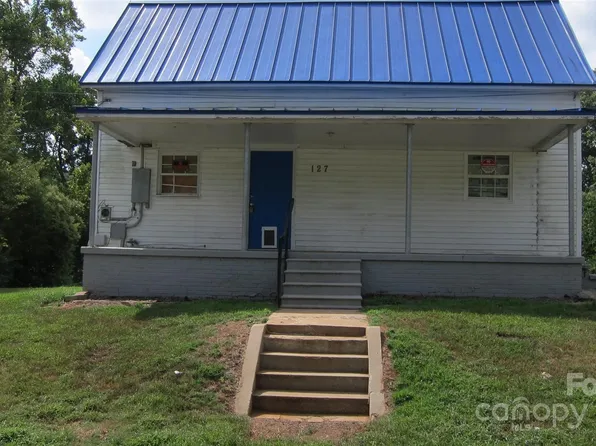 127 Hill St, Mooresboro, NC 28114