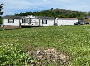 416 Rawls Creek Rd, Gordonsville, TN 38563