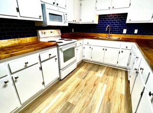 614 W Garrard Rd #A, Starkville, MS 39759