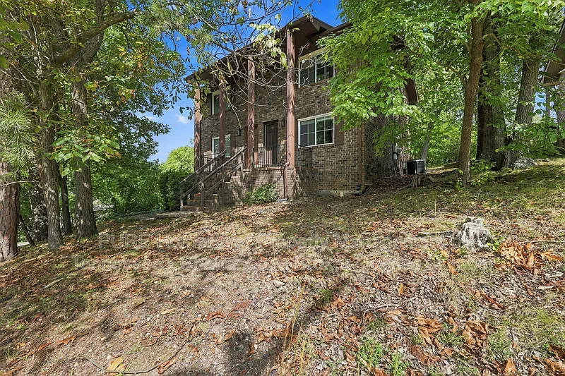 2 bed, 2.0 bath, 1000 sqft, $1,400 — Photo 4