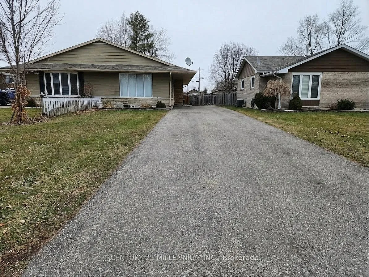 3 bed, $2,500 — Photo 1