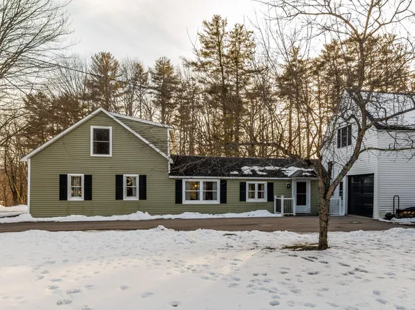 39 Maple Avenue, Kennebunk, ME 04043