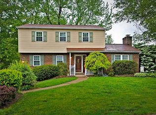 1021 McAllister Dr, New Kensington, PA 15068