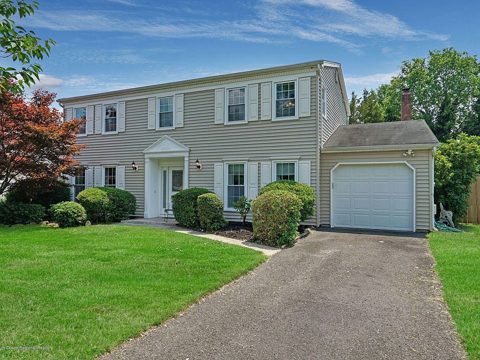 1st image of 113 Walchest Dr