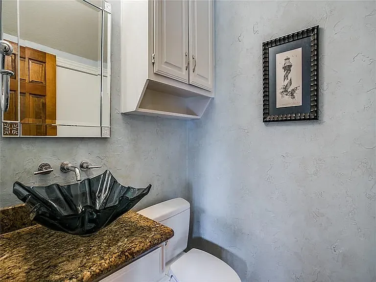 4652 Portrait Ln — Photo 11