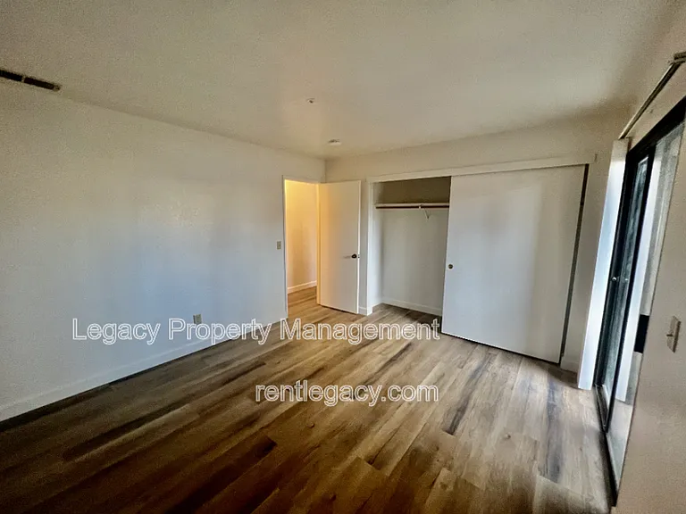 1801 Marshall Rd #411 — Photo 6