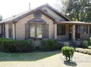 209 Godfrey St, Cheraw, SC 29520