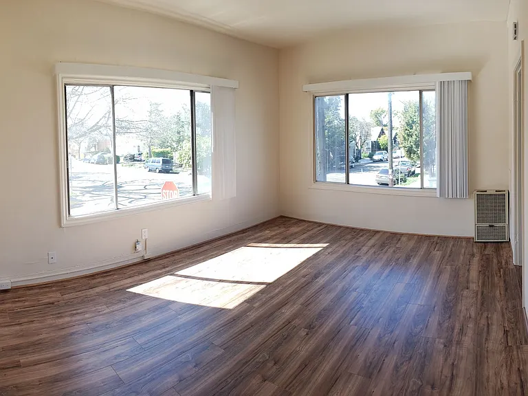 2091 California Street — Photo 28