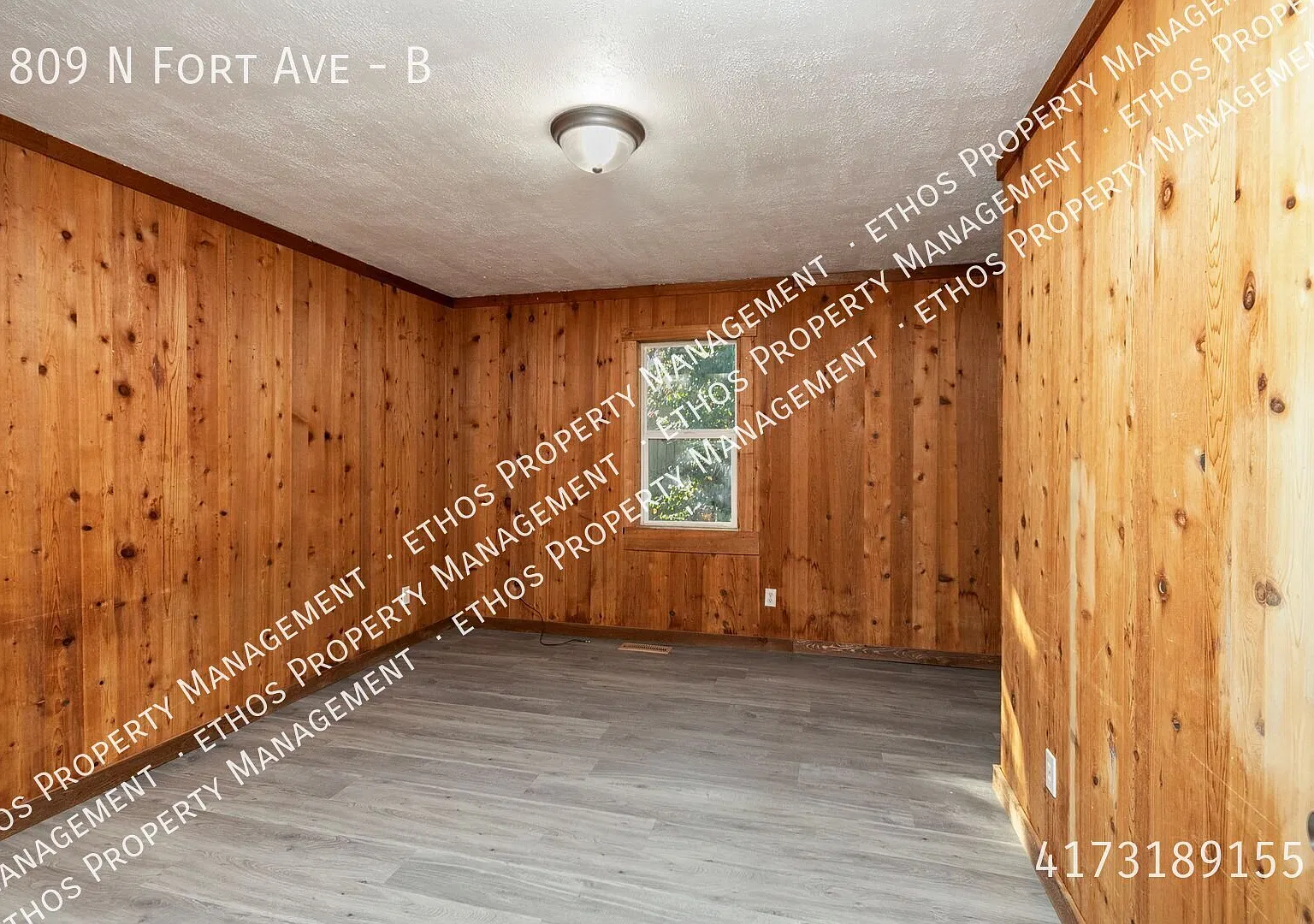 Available now! 2 bed/1bath duplex near Chestnut Expressway — Photo 3