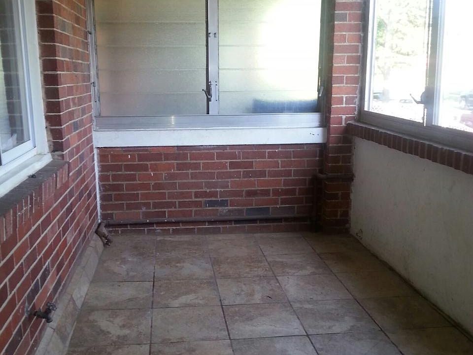 Enclosed Porch