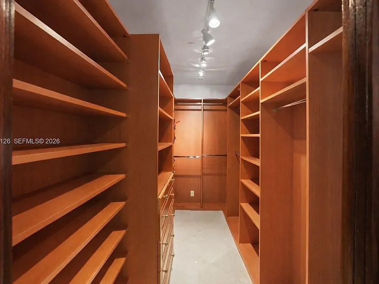 19355 Turnberry Way #25GR — Photo 30