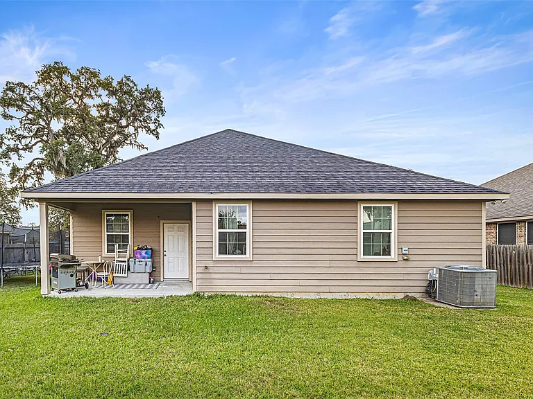 267 Freeman Blvd — Photo 19