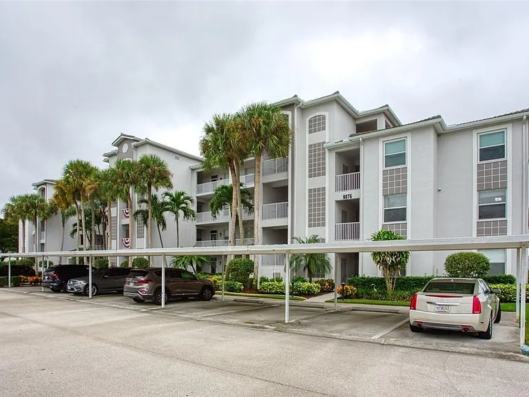 8076 Queen Palm Ln #416 — Photo 15