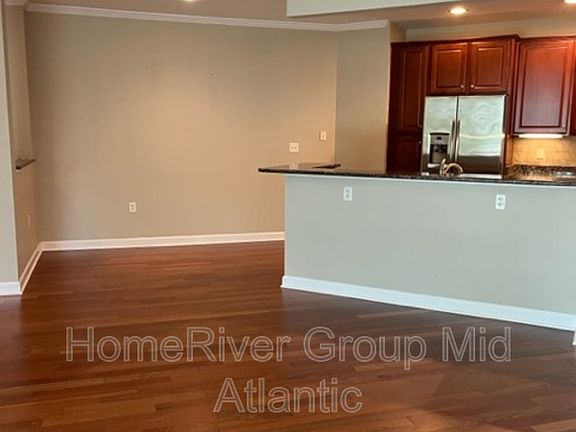 3rd image of 400 Cameron Station Blvd APT 205