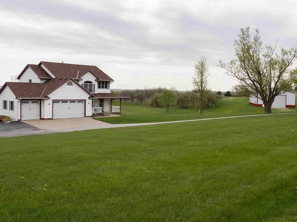 17987 S 228th St, Gretna, NE 68028