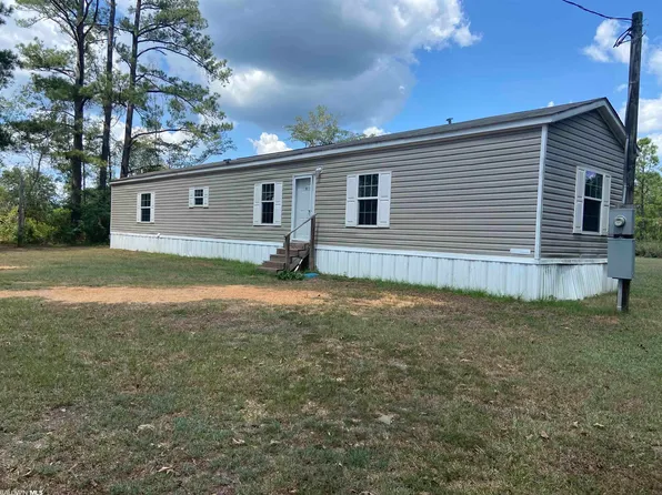 107 Unicorn Ln, Castleberry, AL 36432