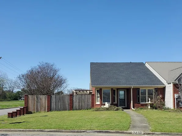 2437 Halifax Pl SW, Decatur, AL 35601