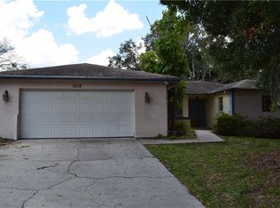 1218 Croydonwood Cir, Brandon, FL 33510