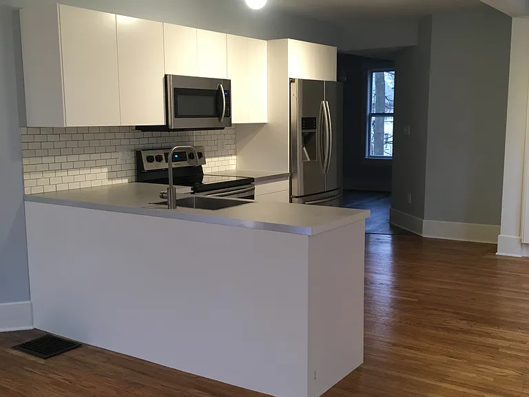 632 Prospect Ave SE #4 — Photo 5