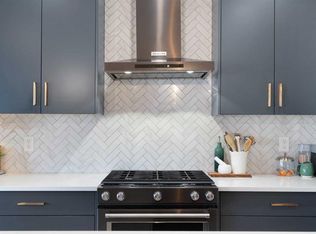 96 SE Emberside Gln, Cochrane, AB T4C 2L7