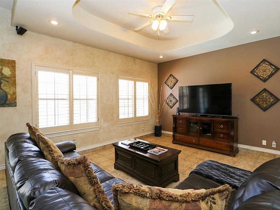 4th image of 1619 Serene Dr