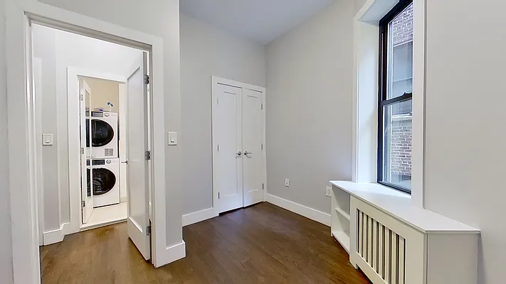 Rented by Compass | media 14