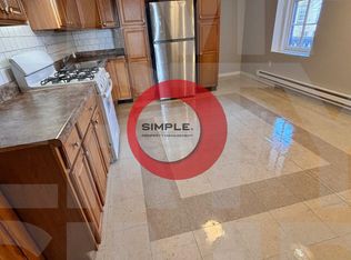 403 S 5th St, Reading, PA 19602